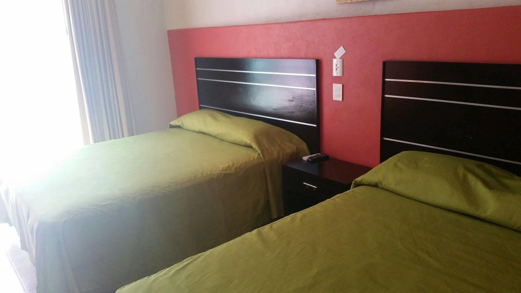 Hotel Y Suites Los Encantos Sayulita Kültér fotó